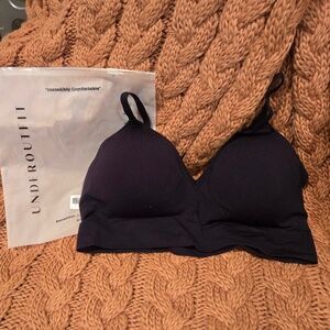 Underoutfit - The 450 - The Pullover Bralette - Black - XL